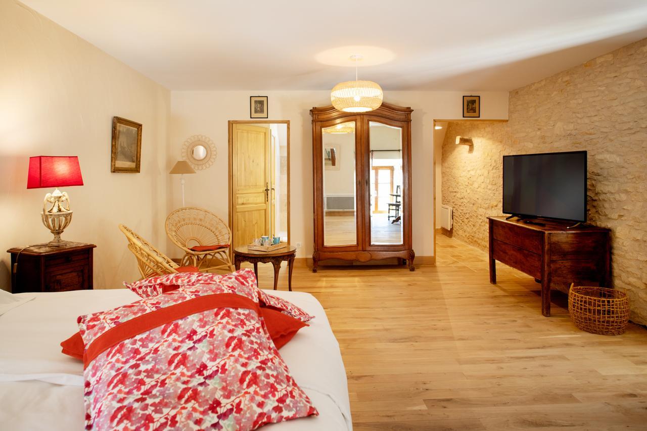 L'Hote Antique - Maison D'Hote- 4 Suites Avec Cuisine Pichanges Zewnętrze zdjęcie
